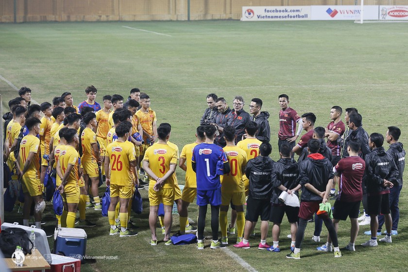 HLV Philippe Troussier đã có lực lượng cơ bản của đội tuyển U23 Việt Nam. (ảnh VFF) 