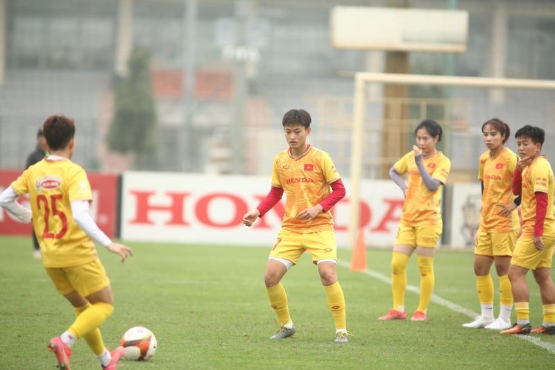 Đội tuyển nữ Việt Nam có 1 năm tập luyện và thi đấu bận rộn (ảnh VFF)