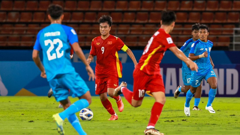 'Sự căng thẳng tâm lý khiến cầu thủ U17 Việt Nam chơi không đúng sức'
