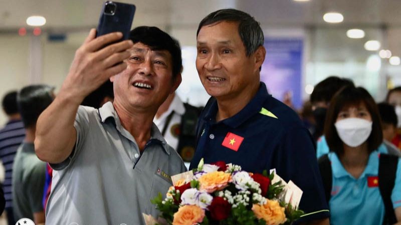 Ông Mai Đức Chung luôn được người hâm mộ yêu mến vì những đóng góp của ông cho bóng đá Việt Nam, ảnh VFF
