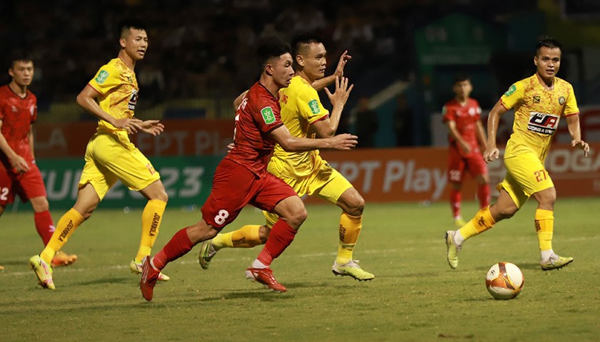 Đông á Thanh Hoá (áo vàng) sẽ chơi trận chung kết với Viettel ở Cúp quốc gia, ảnh VPF
