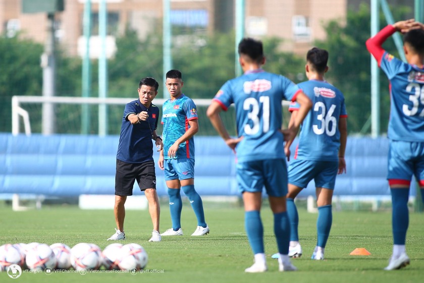 HLV Hoàng Anh Tuấn vừa công bố danh sách tập trung đội tuyển U23 dự U23 Châu Á. (Ảnh: VFF)