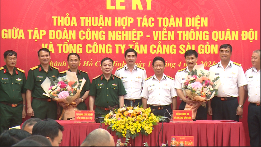 Tổng công ty Tân Cảng Sài Gòn và Tập đoàn Viettel ký kết thỏa thuận hợp tác song phương