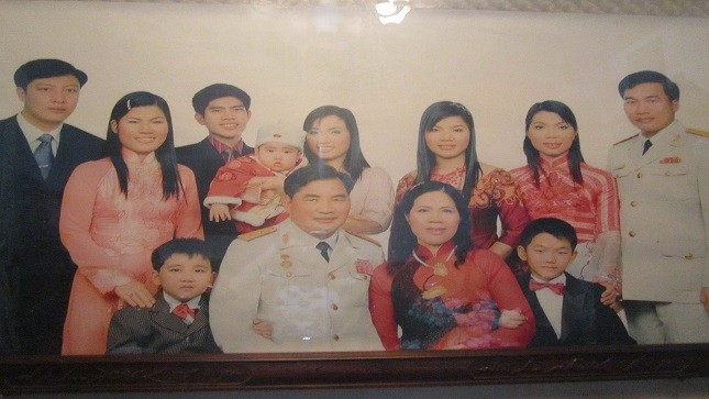 Đại gia đình trung Tướng Phạm Xuân Thệ