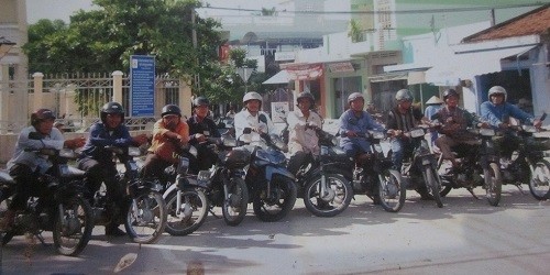 Đội xe do anh Nguyễn Chương làm đội trưởng.