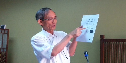 Thầy Nguyễn Xuân Khang, Hiệu trưởng trường Marie Curie.