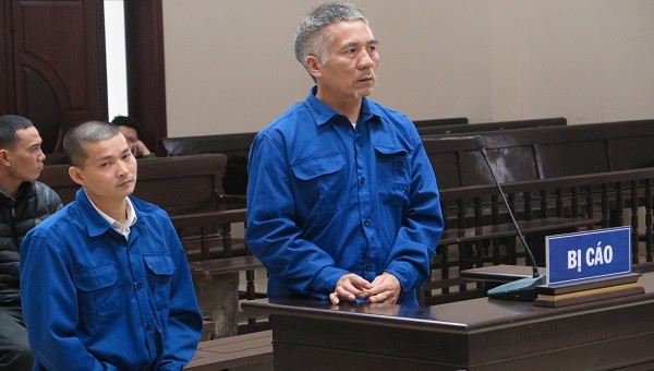 Hai bị cáo tại tòa