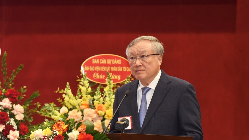 Chánh án TANDTC Nguyễn Hòa Bình phát biểu tại Hội nghị.