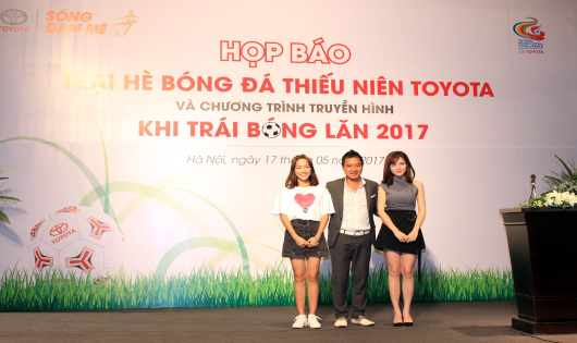 Khách mời của chương trình "Khi trái bóng lăn": Diệu Nhi, Hồng Sơn, Tú Linh.