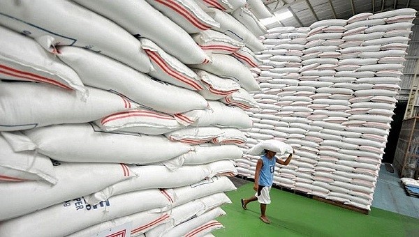 Bỏ thầu gạo dự trữ quốc gia, đăng ký xuất khẩu gạo: Vinafood 1 có “tham bát, bỏ mâm”?