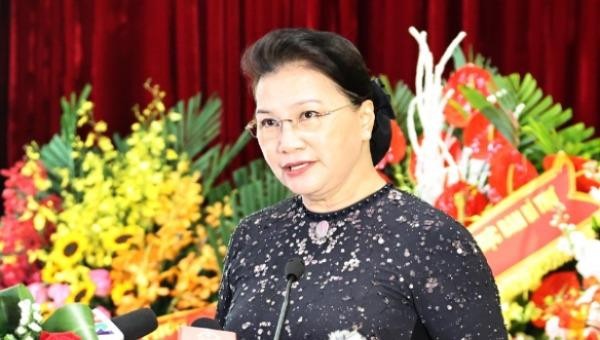 Ủy viên Bộ Chính trị, Chủ tịch Quốc hội Nguyễn Thị Kim Ngân phát biểu tại Đại hội.