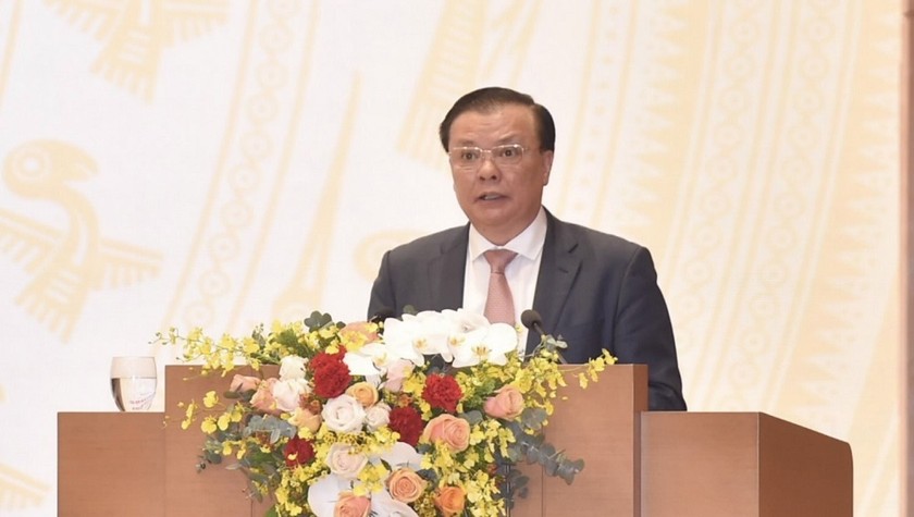 Bộ trưởng Đinh Tiến Dũng phát biểu tại Hội nghị.