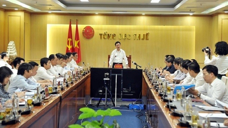 Bộ trưởng Bộ Tài chính Hồ Đức Phớc phát biểu chỉ đạo hội nghị. 