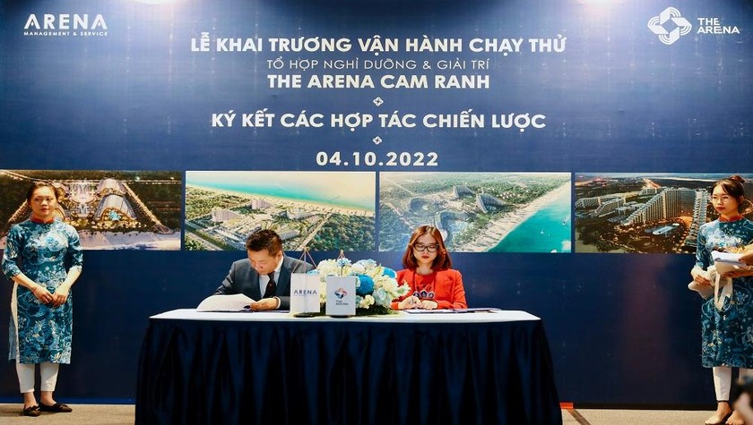 Công ty CP Trần Thái Cam Ranh ký kết chuyển giao vận hành cho Công ty AMS