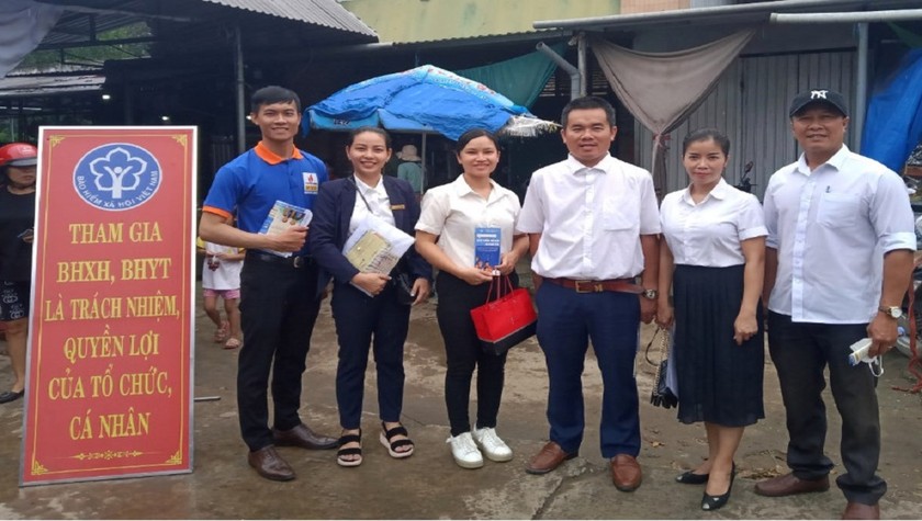 Bảo hiểm PVI Huế kịp thời động viên, chi trả bồi thường cho người dân phường Thủy Dương