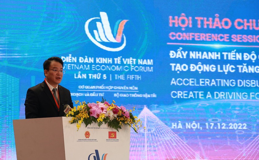 Diễn đàn Kinh tế Việt Nam lần thứ 5: 'Gỡ nút thắt' giải ngân đầu tư công