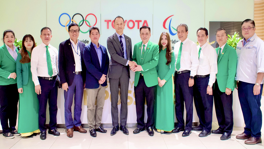 Toyota Việt Nam ký thỏa thuận hợp tác chiến lược với Tập đoàn Mai Linh