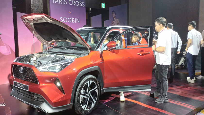 Toyota Yaris Cross ra mắt thị trường Việt Nam với giá từ 730 triệu đồng