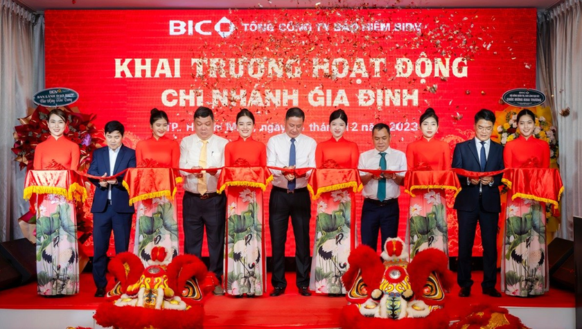 Cắt băng khai trương chi nhánh mới của BIC tại TP Hồ Chí Minh
