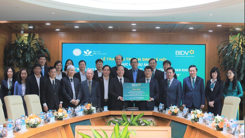 BIDV trao tài trợ cho BVNTW