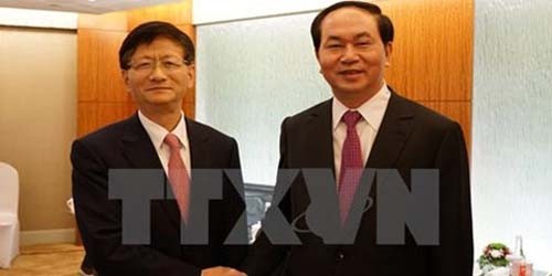 Bộ trưởng Trần Đại Quang hội kiến Bí thư Ủy ban Chính pháp Trung ương Đảng Cộng sản Trung Quốc Mạnh Kiến Trụ. (Ảnh: Trung Kiên/TTXVN)