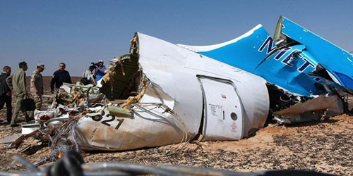 Hiện trường vụ tai nạn máy bay A321 của Nga. (Nguồn: Bộ Tình trạng khẩn cấp Nga)
