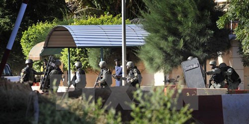  Kết thúc chiến dịch giải cứu con tin ở Mali, 27 người thiệt mạng