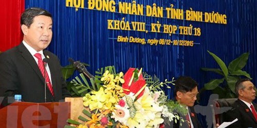 Ông Trần Thanh Liêm, Chủ tịch UBND tỉnh Bình Dương nhiệm kỳ 2011-2016, phát biểu nhận nhiệm vụ. (Ảnh: Quách Lắm/Vietnam+)