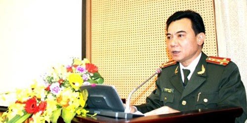 Phó Giám đốc Công an TP - Đại tá Nguyễn Anh Tuấn phát biểu nhận nhiệm vụ