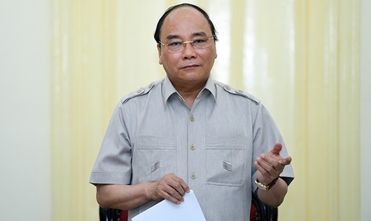 Thủ tướng Nguyễn Xuân Phúc chỉ đạo tại buổi làm việc. Ảnh: VGP.