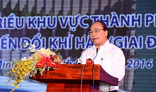 Thủ tướng Nguyễn Xuân Phúc phát biểu tại lễ khởi công Dự án Giải quyết ngập do triều khu vực TP HCM.