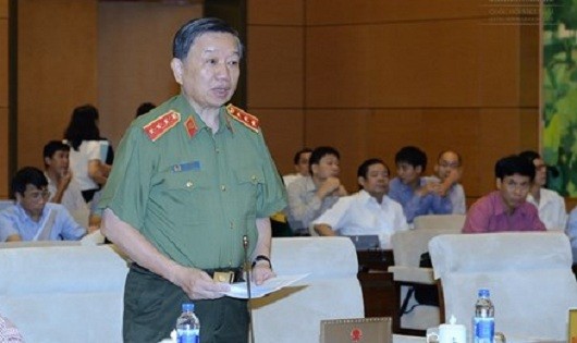 Bộ trưởng Bộ Công an Tô Lâm trình bày Tờ trình dự thảo Luật Cảnh vệ 