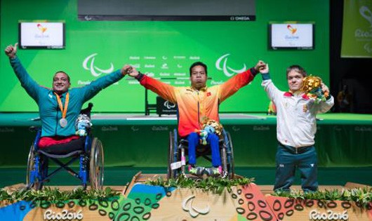 Thủ tướng khen ngợi người giành vinh quang cho Việt Nam tại Paralympics