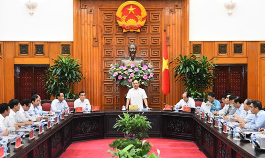 Thủ tướng làm việc với lãnh đạo chủ chốt tỉnh Quảng Nam. Ảnh: VGP