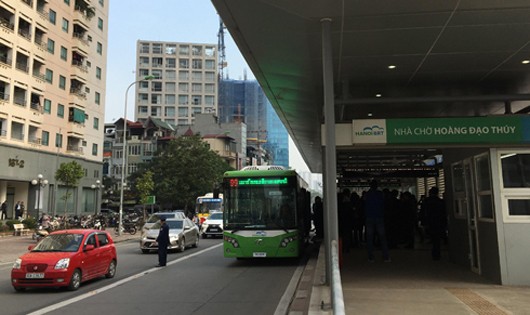 Tuyến BRT vận hành thử nghiệm hôm 17/12. Ảnh: Thu Huyền