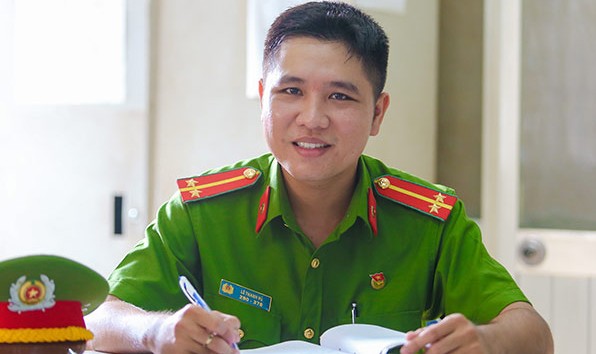 Trung úy Lê Thanh Vủ.