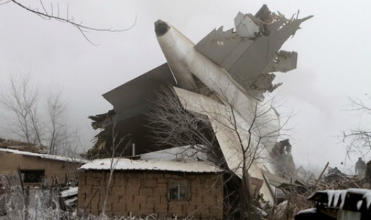 Máy bay Thổ Nhĩ Kỳ rơi, hàng chục người Kyrgyzstan thiệt mạng 