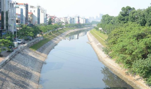 Hà Nội sắp cải thiện nước sông Tô Lịch