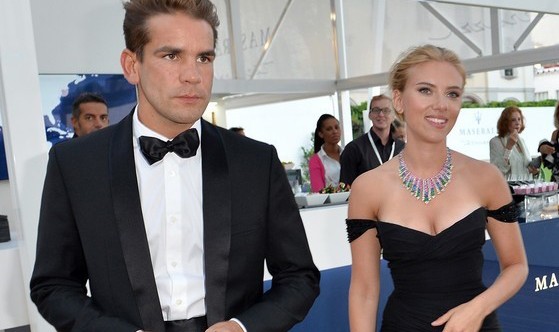 Scarlett Johansson quyết định đâm đơn ly hôn chồng vào ngày 7/3. Ảnh:AFP/Getty Images.