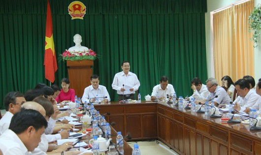 Đoàn Giám sát Hội đồng nhân dân TP Cần Thơ  làm việc với lãnh đạo HĐND và UBND quận Ninh Kiều.