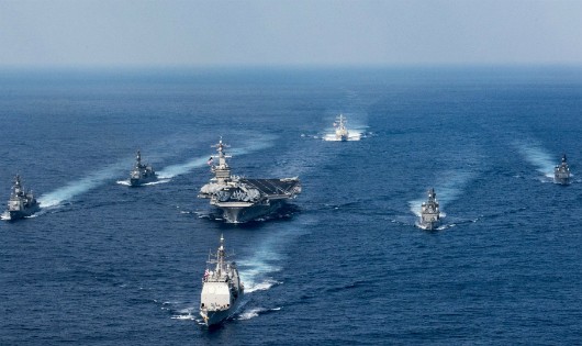 Siêu chiến hạm Mỹ, Nga, Nhật 'rầm rập' kéo về bán đảo Triều Tiên