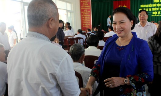  Chủ tịch Quốc hội Nguyễn Thị Kim Ngân tiếp xúc, gặp gỡ cử tri
