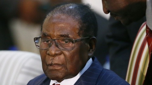 Ông Robert Mugabe, người vừa từ chức tổng thống Zimbabwe sau 37 năm nắm quyền. Ảnh: Reuters.