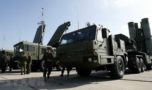 Hệ thống tên lửa S-400 Triumph của Nga. (Nguồn: AFP/TTXVN)
