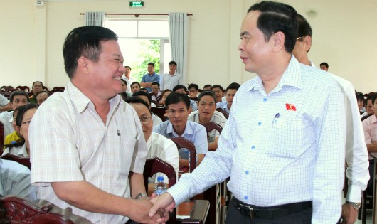 Bí thư trung ương Đảng, Chủ tịch UBMTTQ Việt Nam Trần Thanh Mẫn gặp gỡ cử tri huyện Cờ Đỏ.
