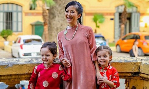 Hồng Nhung chia sẻ cuộc sống mẹ đơn thân sau khi ly hôn chồng Tây