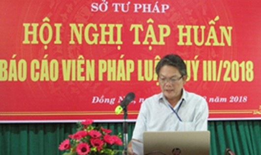 Ông Ngô Văn Toàn – Phó Giám đốc sở Tư pháp phát biểu khai mạc hội nghị