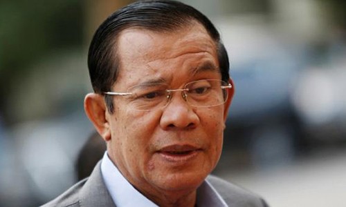 Thủ tướng Campuchia Hun Sen tại một cuộc họp ở Phnom Penh hồi tháng một. Ảnh: Reuters.