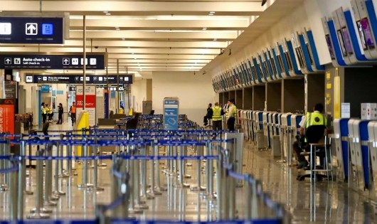 Cuộc tổng đình công tại Argentina khiến hàng trăm chuyến bay trong nước và quốc tế bị hủy bỏ trong ngày 25-9. (Ảnh: Reuters)