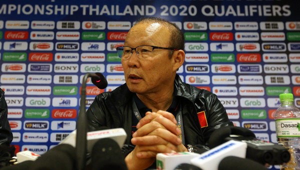 HLV Park Hang-seo nói gì khi U23 Việt Nam đại thắng Thái Lan?